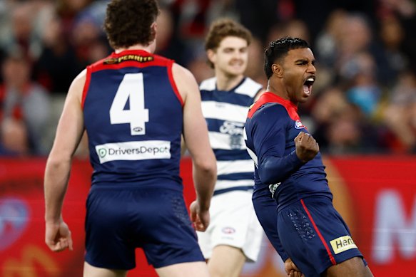 Melbourne star Kysaiah Pickett (right) is one of the premier players in the competition.