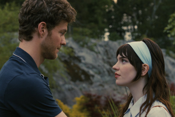 Sophie Thatcher and Jack Quaid in Companion.
