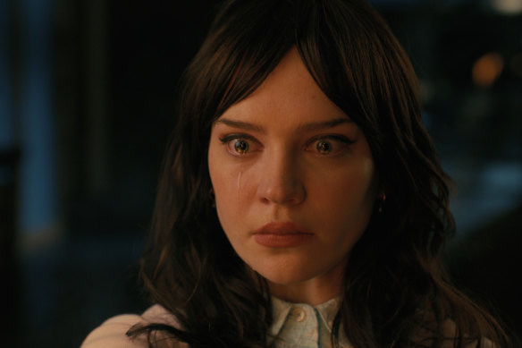 Sophie Thatcher’s Iris has to learn to love herself in Companion.