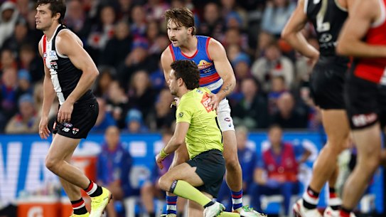 Curtis Deboy and Bulldog Rhylee West came into contact during round 14.