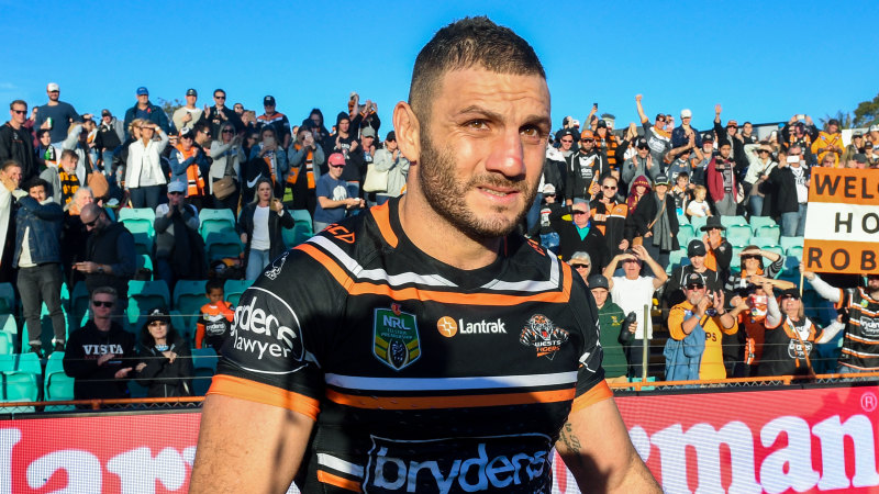 Nrl Robbie Farah Breaks Silence On Wests Tigers Salary Cap Scandal Robbie farah was standing behind the goalposts at north sydney oval five weeks ago when he decided this would be the last game of football he would ever play — if it ever got around to finishing. nrl robbie farah breaks silence on