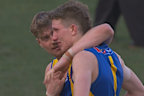 Harley Reid consoles an emotional Willem Duursma.