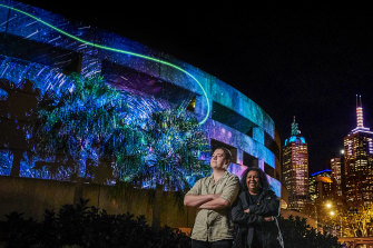 The installation provides First Nations communities with a new connection to the Hamer Hall site, honouring their unique connection to the land and giving greater visibility to their cultural heritage.