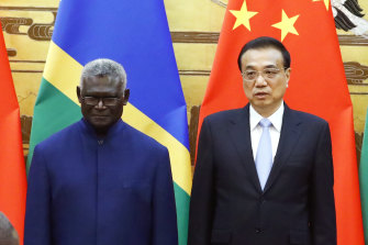 Solomon Islands Prime Minister Manasseh Sogavare and Chinese Premier Li Keqiang in Beijing in 2019.