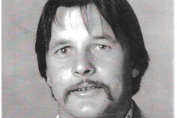 Paul Murray’s body was found naked in scrub two kilometres from his Lightning Ridge camp site.