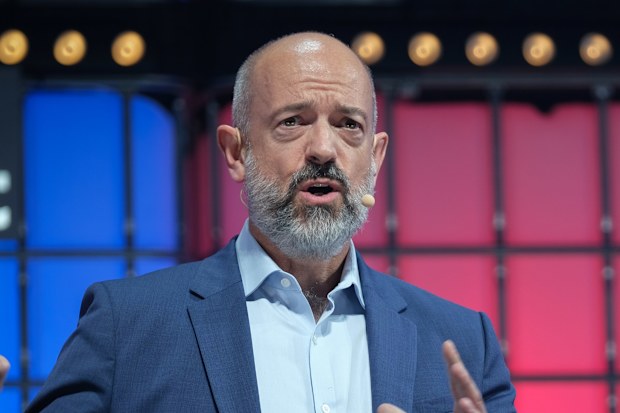 Silicon Quantum Computing appoints former Arm Group CEO Simon Segars as ...