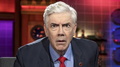 This election campaign Shaun Micallef lines up the independents