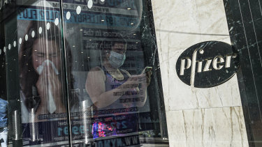 Pfizer and Moderna, another US company that developed a vaccine using breakthrough mRNA technology, are facing pressure from critics who accuse them of building a “duopoly.”