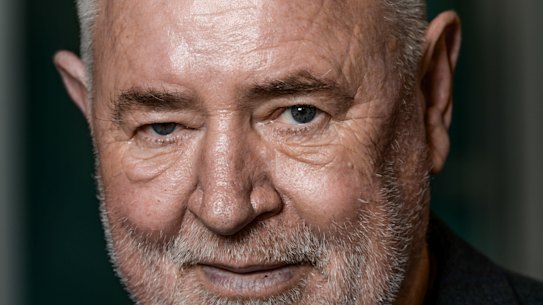 Les Twentyman speaking to school priciples about Ice problems in youth, gangs and the wider community.