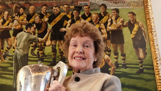 Maureen Hafey will present the cup if Richmond win.