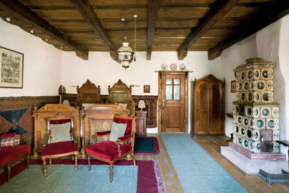 The Prince’s Room at Valea Zalanului (presumably soon to be renamed the King’s Room). 