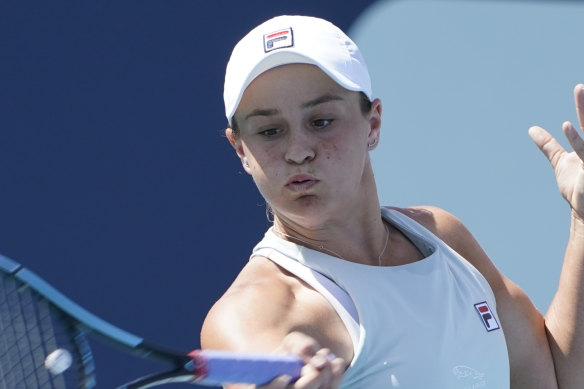 Ash Barty is through to the semi-finals of the Miami Open.