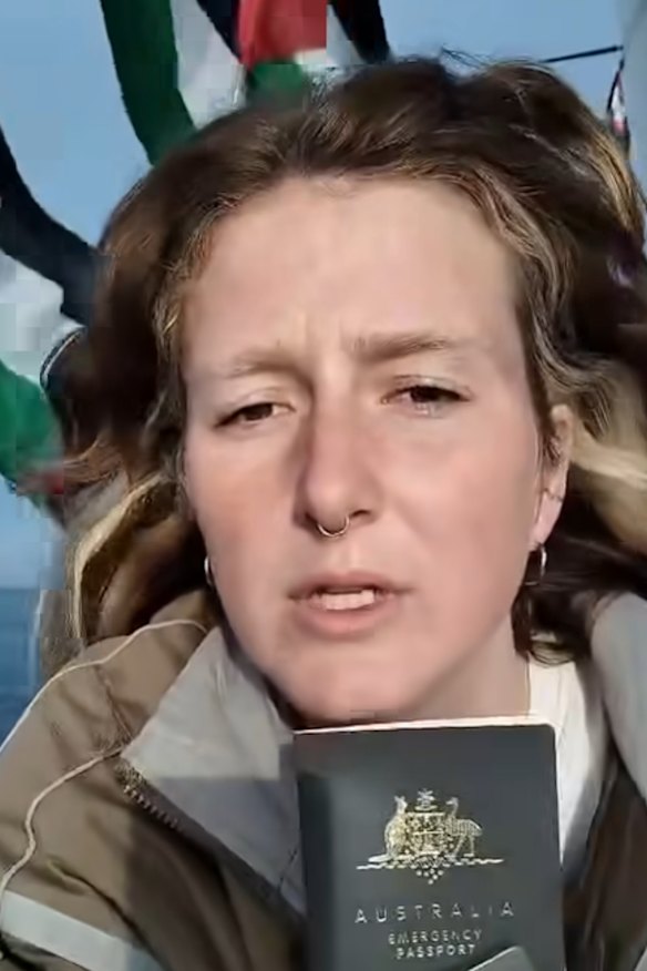 Melburnian Neve O'Connor estava na flotilha de Gaza e está atualmente detida em Israel.