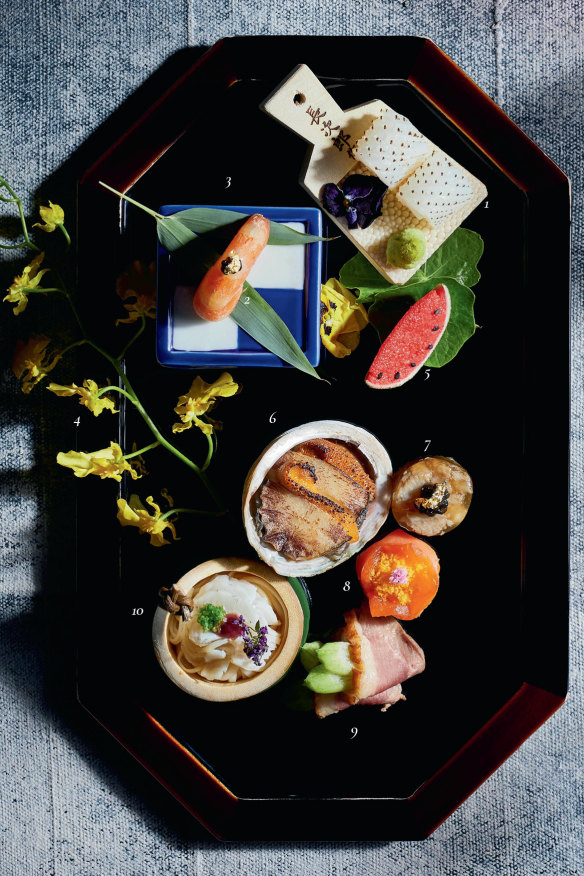 The zensai (appetiser course).
