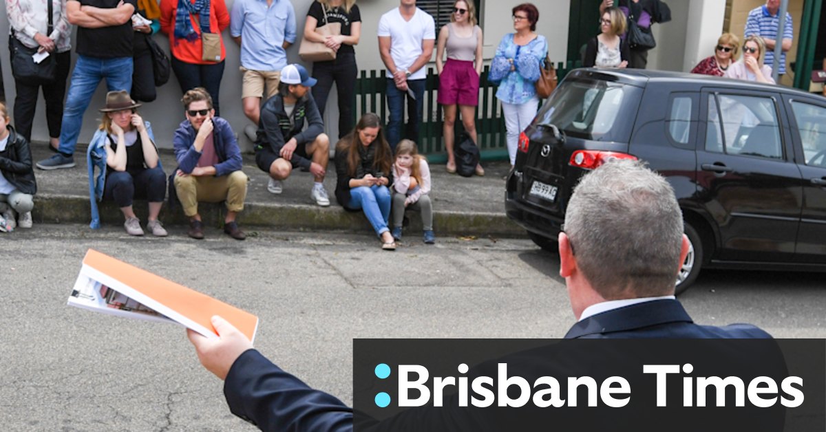 Australia property: Interest rate rises push property prices lower by up to $250,000 - Vimarsana News