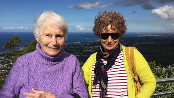 Michele Elliot with her late mother.