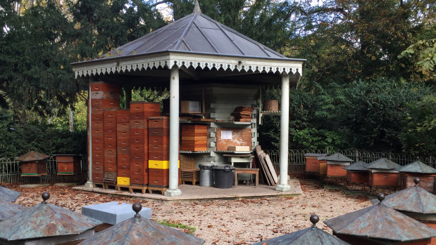 An apiary has greeted visitors to the Jardin de Luxembourg in Paris for 163 years.