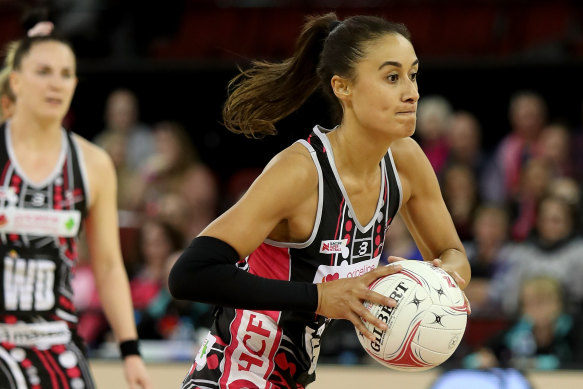 Maria Folau in action for the Thunderbirds.