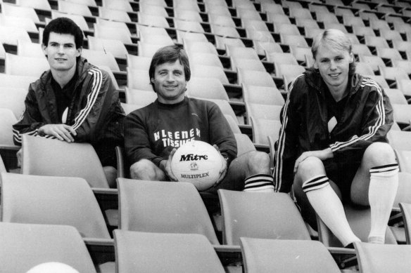 Ron Smith in 1987, at the AIS with two students who would become professional footballers, Alistair Edwards (left) and David Clarkson.
