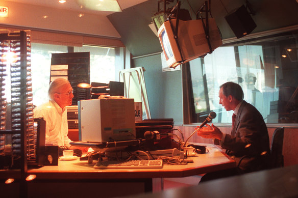 Paul Keating regularly appeared on John Laws’ 2UE show. 