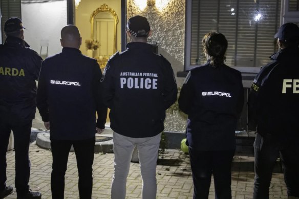 Ireland’s police, the Gardaí, released images of raids that netted 11 alleged organised crime figures following the Ghost breach by the AFP. 