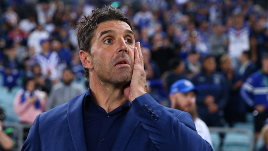 The future of under-siege Bulldogs coach Trent Barrett will be discussed by the club’s board on Monday.