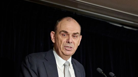 Outgoing APRA chairman Wayne Byres said there were still too many super funds, which created inefficiency for members.