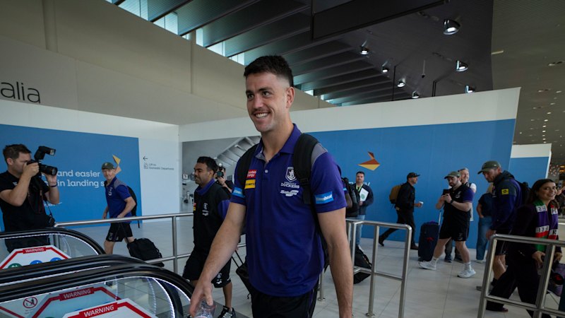Lachie Neale cleared as Lions and Fremantle players join AFL grand final parade