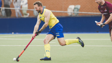 Canberra Lakers star Garry Backhus is one of the best strikers in the AHL. 