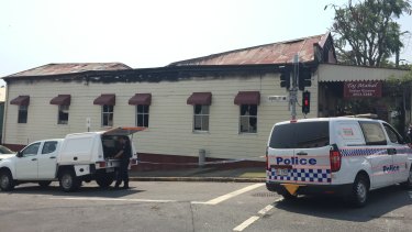 The Taj Mahal's partially-collapsed roof.