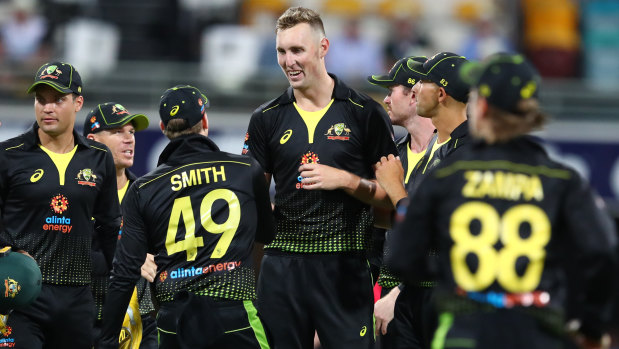 Billy Stanlake was the best of Australia's bowlers as the hosts restricted Sri Lanka to 117.