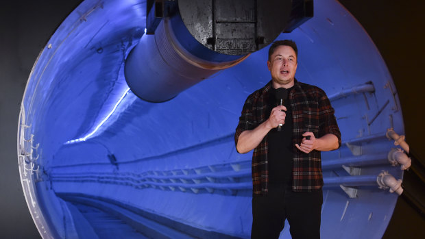 Elon Musk has costed an idea by a former Greens MP to build a tunnel under the Blue Mountains.