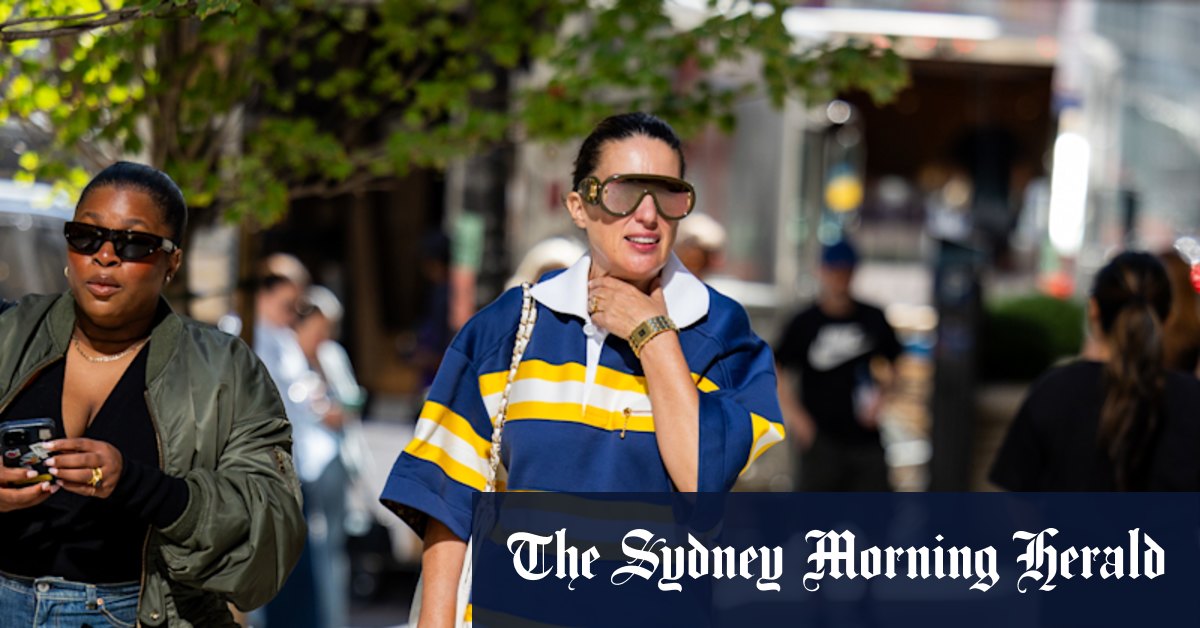 The surprisingly versatile top tackling trans-seasonal fashion woes