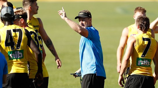Damien Hardwick says Richmond could be ready to resume with just two weeks of serious training.