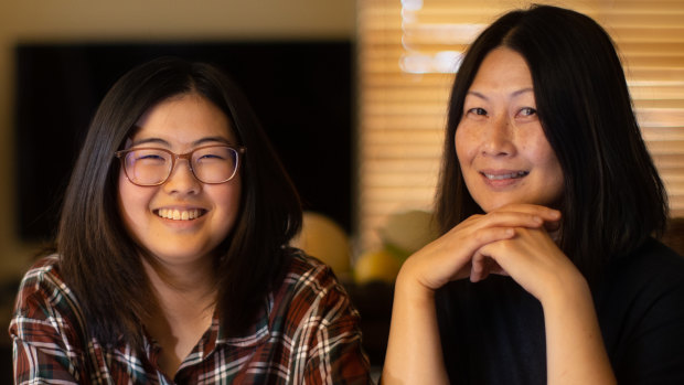 Gifted student Andee Tham with her mother, Lilina.