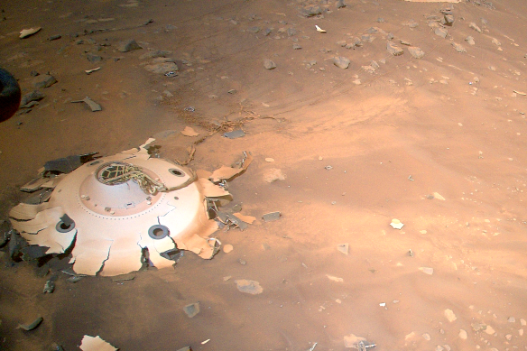 A section of the landing craft for the Perseverance Rover and Ingenuity helicopter on Mars, taken by Ingenuity. 