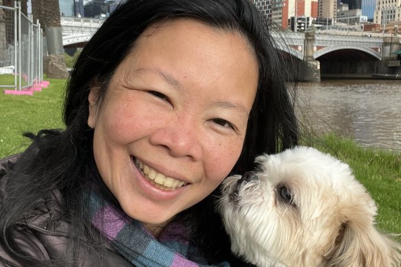 Maida Pineda is reunited with her dog Spark in Melbourne after years apart.