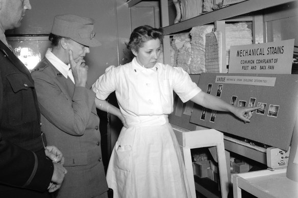 Eleanor Roosevelt touring wartime facilities in Sydney on September 9, 1943.