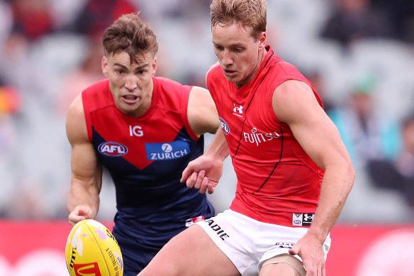 Darcy Parish set the tone for the Bombers in the middle