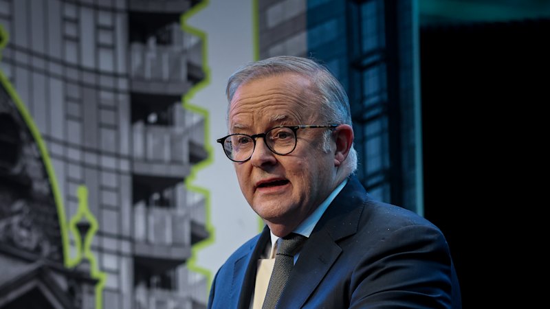 Melbourne Assembly day two as it happened: PM, ex-New York mayor share visions for more liveable Melbourne