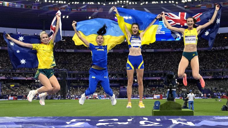 Australian jumpers raise the bar, but Ukranian flies over it