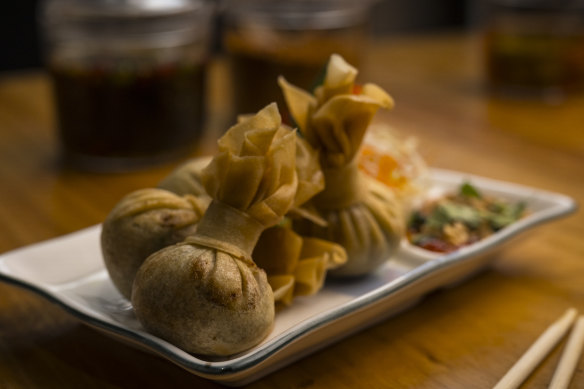The namesake money bags (fried pork and vegetable dumplings).