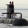 Submarine program on track, Pyne says, as retired admirals call for a 'plan B'