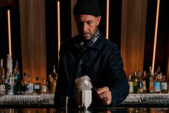 UK mixologist Matt Whiley has introduced a theatrical new cocktail menu at Curious at the W Hotel in Melbourne.