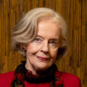 Former governor-general Dame Quentin Bryce is calling for clear pregnancy warning labels on alcohol.