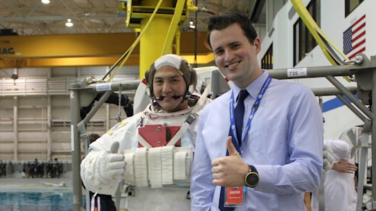 Dr John Cherry with astronaut Kjell Lindgren at NASA’s neutral buoyancy facility in Houston, Texas.