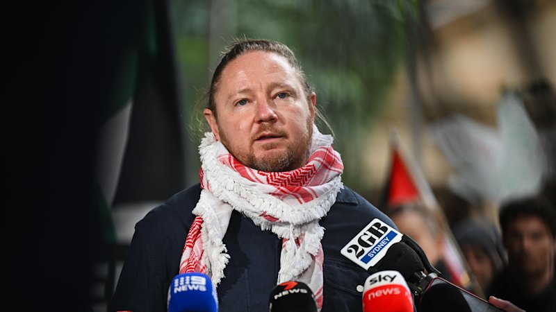 Police say Harbour Bridge protest could end in crowd crush