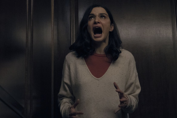 Weisz as Elliot Mantle. Or is it Beverly?