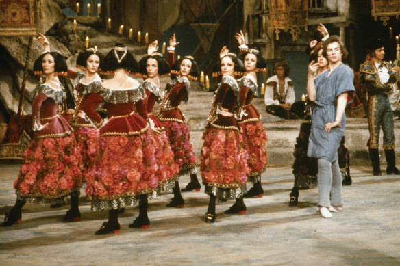 Rudolf Nureyev with Australian Ballet dancers during rehearsals at Essendon Airport.  