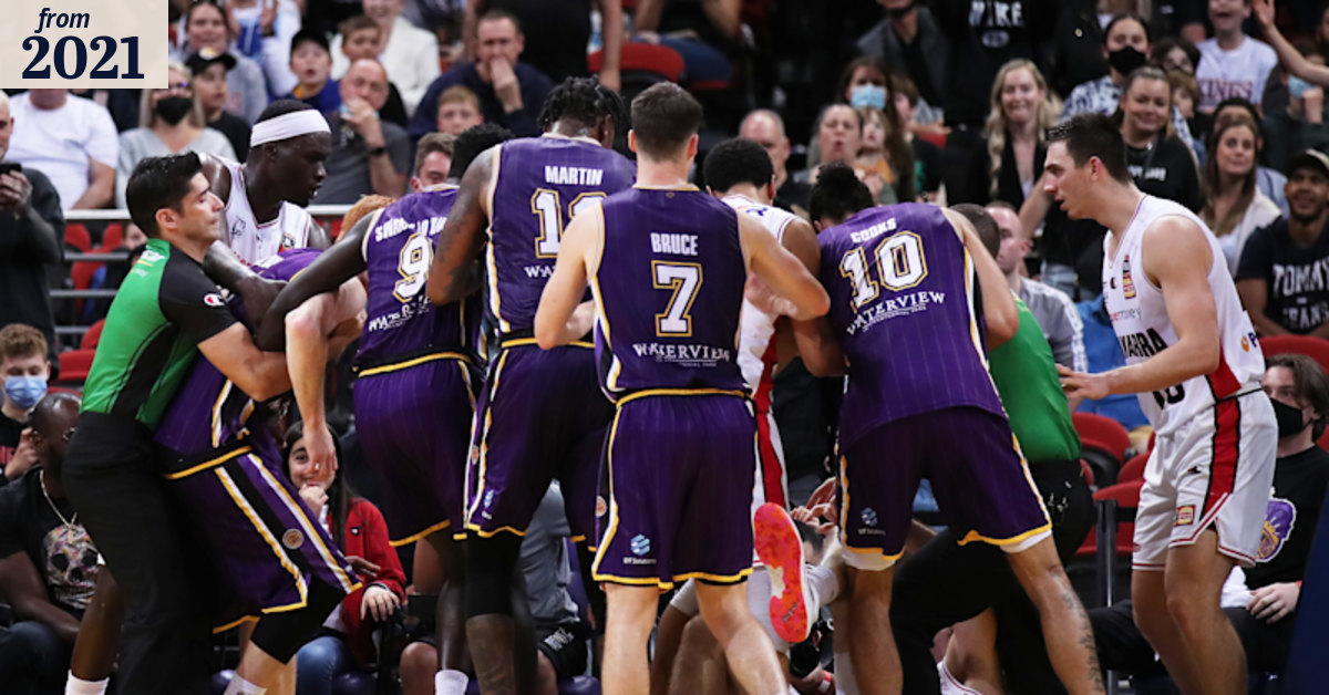 Glover given early shower as Kings lose spite night